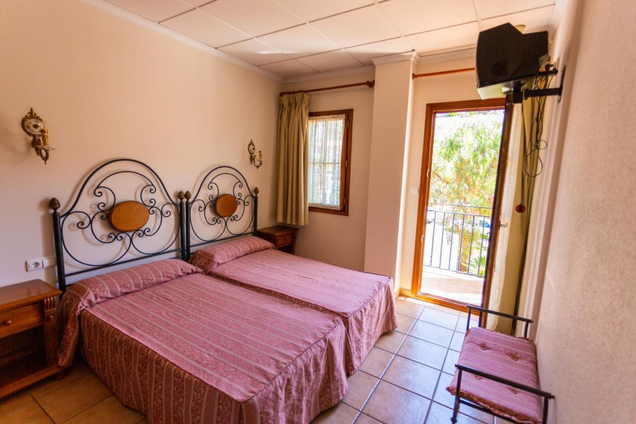 Hotel Rural Serrella Castell De Castells Bagian luar foto